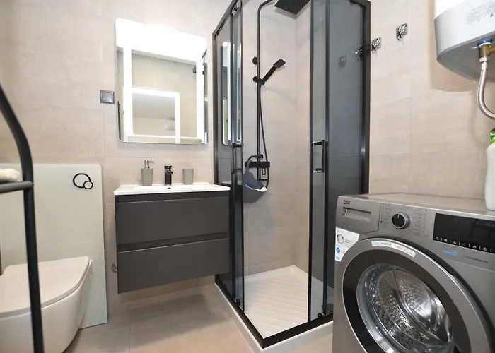 Elsa 아파트 로비니